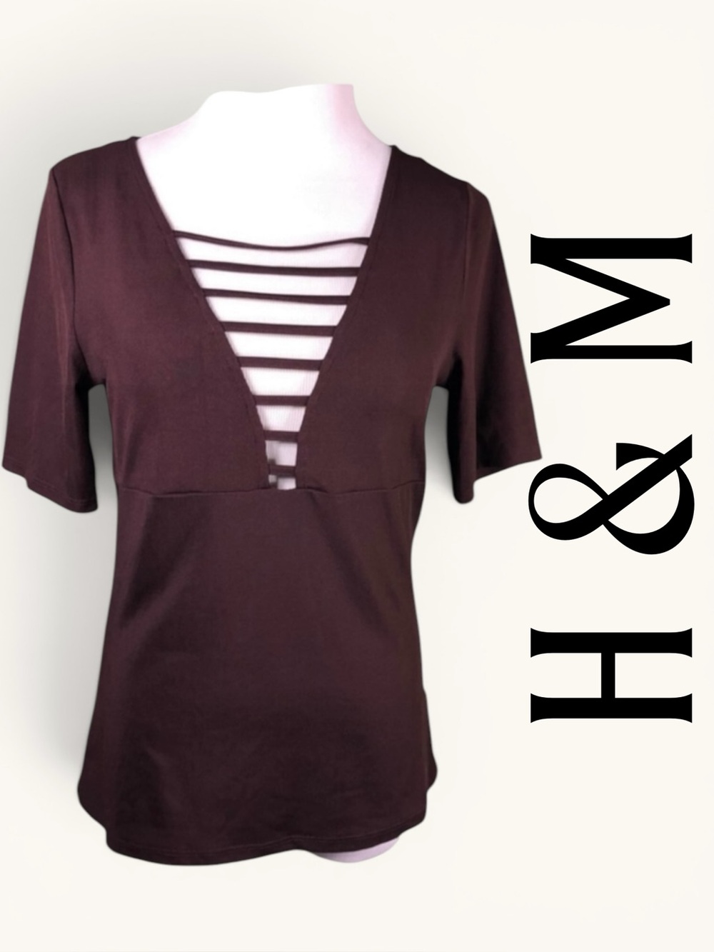 M H&M shirt